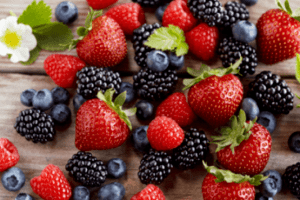 В Україні ягідний сезон під загрозою: названо причини