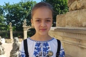 Переможниця міжнародного конкурсу пригадала, що першим був малюнок на білих шпалерах