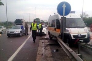 «Швидка» потрапила у ДТП (ФОТО)