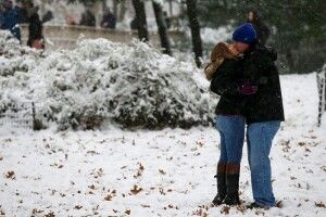 Хочеш любові? Завантажуй спеціальну програму