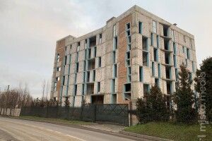 У Луцьку будують апарт-готель