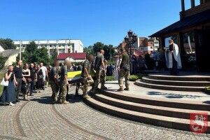 На Волині попрощалися із гранатометником, який загинув на Харківщині