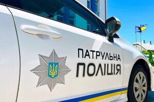 На дорозі біля Луцька патрульні врятували пенсіонера (Відео)