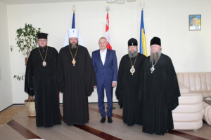 Голова Волинської ОДА зустрівся відразу з чотирма архієреями