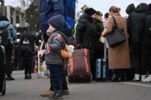 Переселенці отримуватимуть допомогу щомісяця на картку