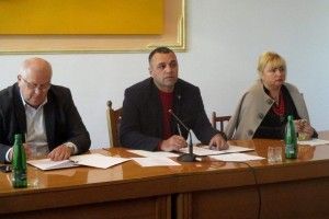 Іваничівська районна рада на Волині звернулась до Петра Порошенка