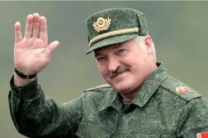 Тінь Кремля над Мінськом: в Білорусі запрацював мобілізаційний конвеєр