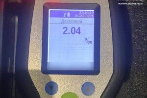 У Луцьку п’яний мопедист пхав копам хабара 