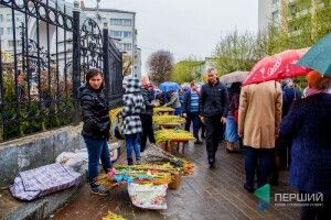 Як святитимуть вербу та паску у храмах Луцька (Відео)