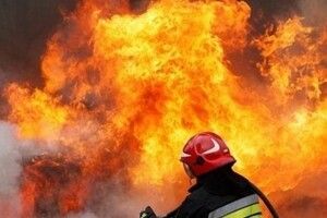 Трагедія на Поліссі: через недопалок загинув літній чоловік, жінка - в лікарні