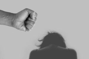 «Українських баб ґвалтуй і мені нічого не кажи», – дружина окупанта (Аудіо)