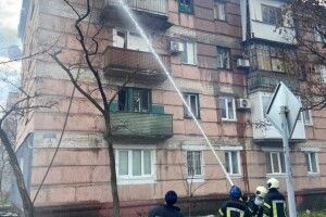 Ворог обстріляв Сєвєродонецьк. Горять 10 багатоповерхівок