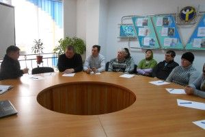 У Любешові вчили безробітних вирощувати фундук