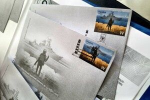 У Луцьку презентували поштову марку з «рускім корабльом» й українським героєм (Фото, відео)