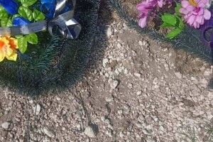 На Ковельщині, що на Волині, якісь нікчеми понівечили могилу Воїна