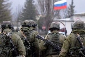 На Херсонщині окупанти шукають українських військових серед мирного населення 