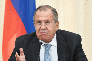 Україна вказала на двері чортовій дюжині російських дипломатів