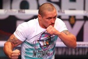 Кадирівці живуть у будинку Усика в Ворзелі