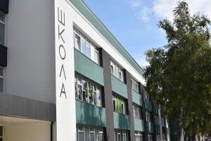 У Луцькій громаді вакциновані 75% педпрацівників шкіл. Чи буде дистанційка (Відео)