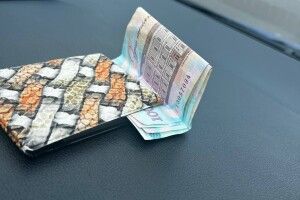 Зупинили патрульні: на Волині  водій «оцінив» 2,26 проміле алкоголю у три тисячі гривень 