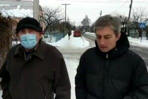 Ковельський мер ловить людей на вулицях (Відео)