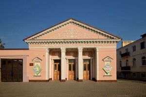 До Луцька сьогодні приїхали актори та студенти театральних вишів з різних областей України