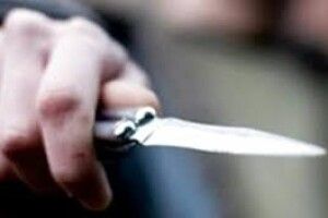 Мало не зарізав односельчанку: волинянина судитимуть