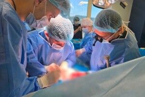 У Львові медики врятували 72-річного чоловіка з 4 стадією раку