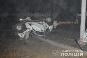 На Волині 14-річний водій ВАЗ влетів в електроопору