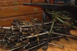 У Запоріжжі екс-керівник МВС області «віджав» зброї у колекціонера на 30 млн грн