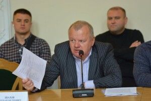 Волинські аграрії та народні депутати України проти продажу землі іноземцям