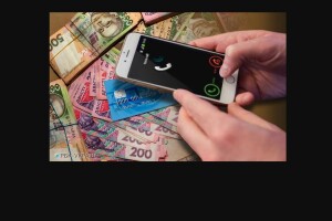 У волинянина украли телефон, а потім зняли із нього велику суму грошей
