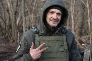Дружина полеглого воїна з Волині створює книгу памʼяті для п’ятирічного сина