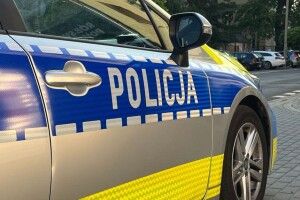 У Польщі чоловік у віці вдарив українку ззаду по голові за те, що розмовляла українською