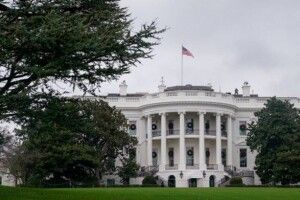 У Білому домі знають про зусилля Ватикану «створити» мирну угоду між Україною та росією