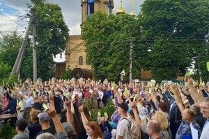 У квітні 80 громад перейшли з УПЦ МП до ПЦУ, у травні - понад 50