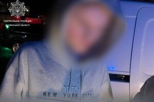На Волині зупинили 15-річного юнака, який кермував авто та порушив правила в'їзду