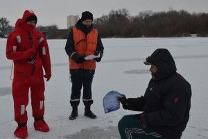 Управління ДСНС закликало волинянок не пускати своїх чоловіків на зимову риболовлю (відео)