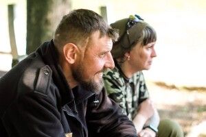 Капелан на фронті обвінчав… Кота і Білку (Фото)