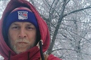 Потап пофарбував бороду «під Санту»