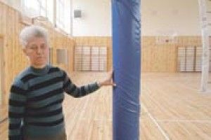 СПОРТЗАЛ ДЮСШ У КОВЕЛІ ОБІЦЯЄ БУТИ… КАЗКОВИМ*