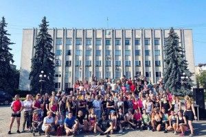 Тренер Насті Каменських провів зарядку з ковельчанами (відео)