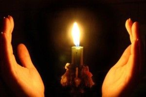 Екстрасенс-шахрай залікував до смерті хвору на рак українку