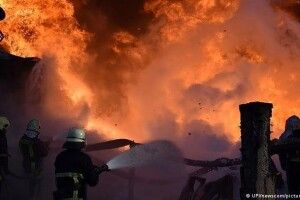 Фашистські пропагандисти скаженіють через обстріл російської нафтобази в Бєлгороді (Відео)