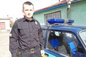 19-річний поліцейський на Волині вміє навести лад!