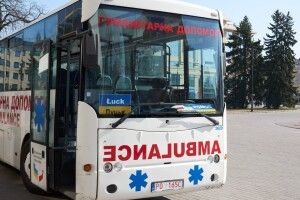 Поляки подарували луцькій громаді автобус-медлабораторію (Фото)