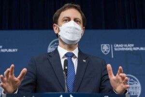 Словаччина висилає трьох російських дипломатів у відповідь на організацію Кремлем вибухів у Чехії