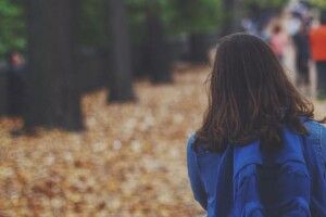 Батько хотів вивезти доньку за кордон: на Рівненщині поліцейські відшукали 8-річну дитину
