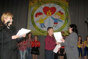 «Запальні дівчата» з Маневич не витримали «Екстріму» на «11 кварталі» (Відео)