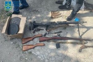 Жителю Одеси, який незаконно збував зброю на Волинь, повідомлено про підозру